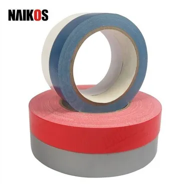 Vlastní barevná lepicí páska